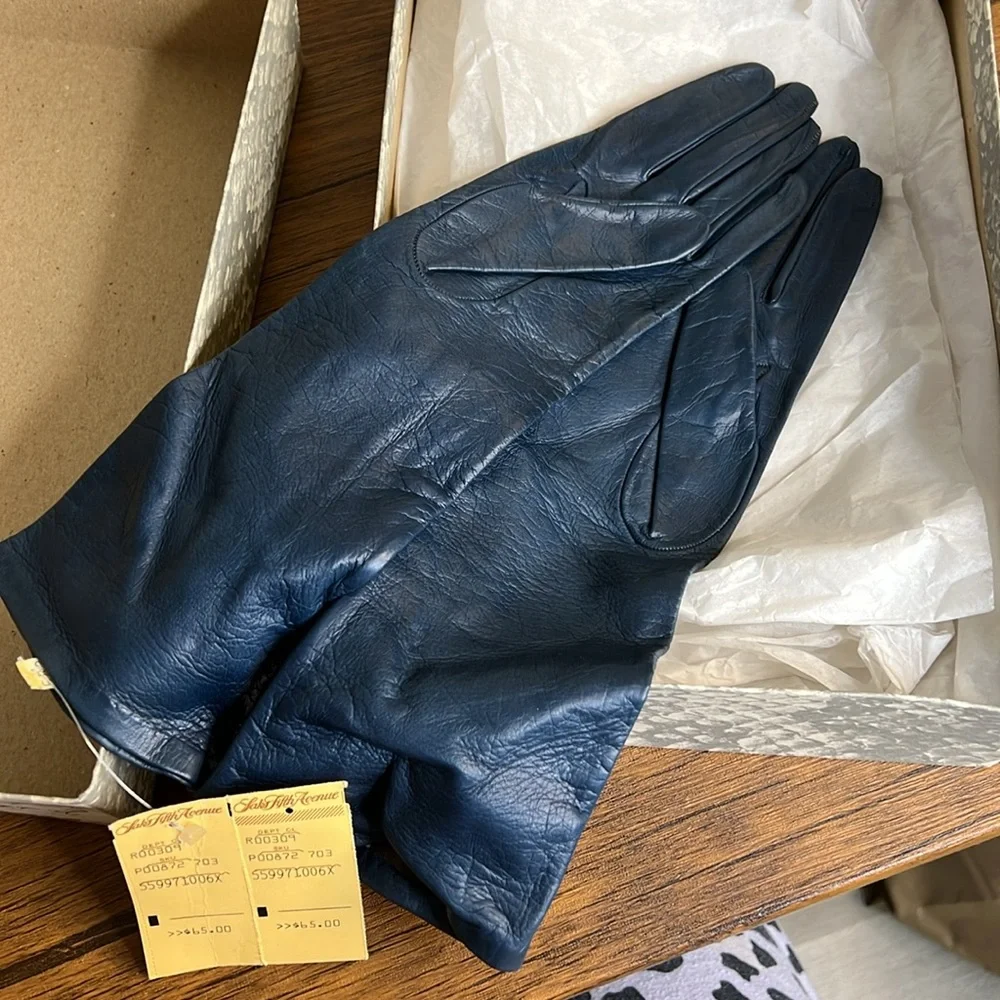 NWT Vintage Saks Fifth‎ Avenue Navy Blue Long Leather Gloves- Small